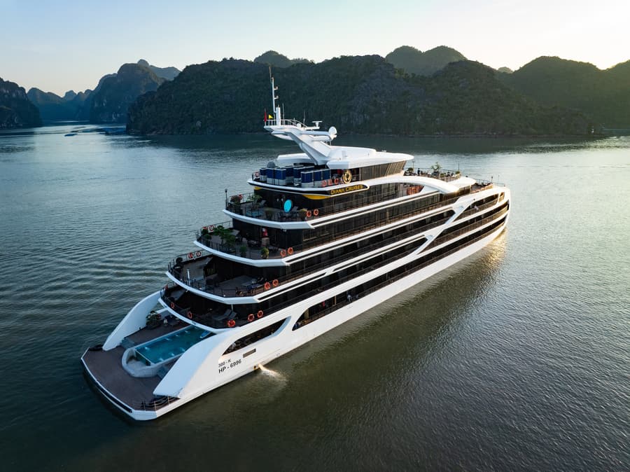 Diana — Exterior