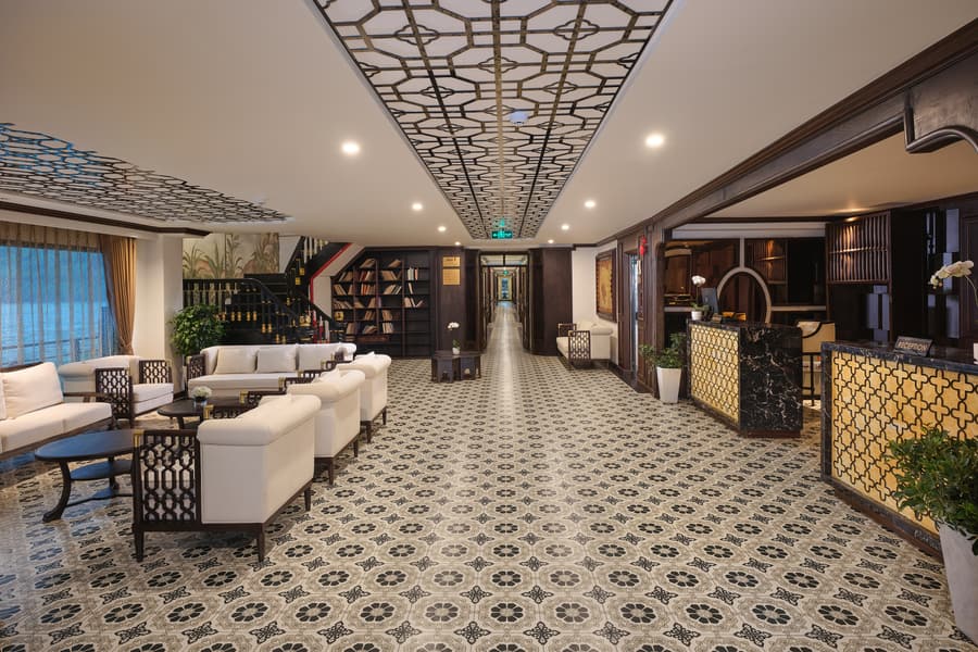 Venus — Lobby & public areas